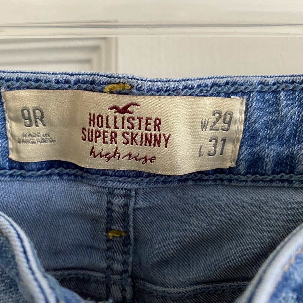 Jeans - Picture 2 of 3